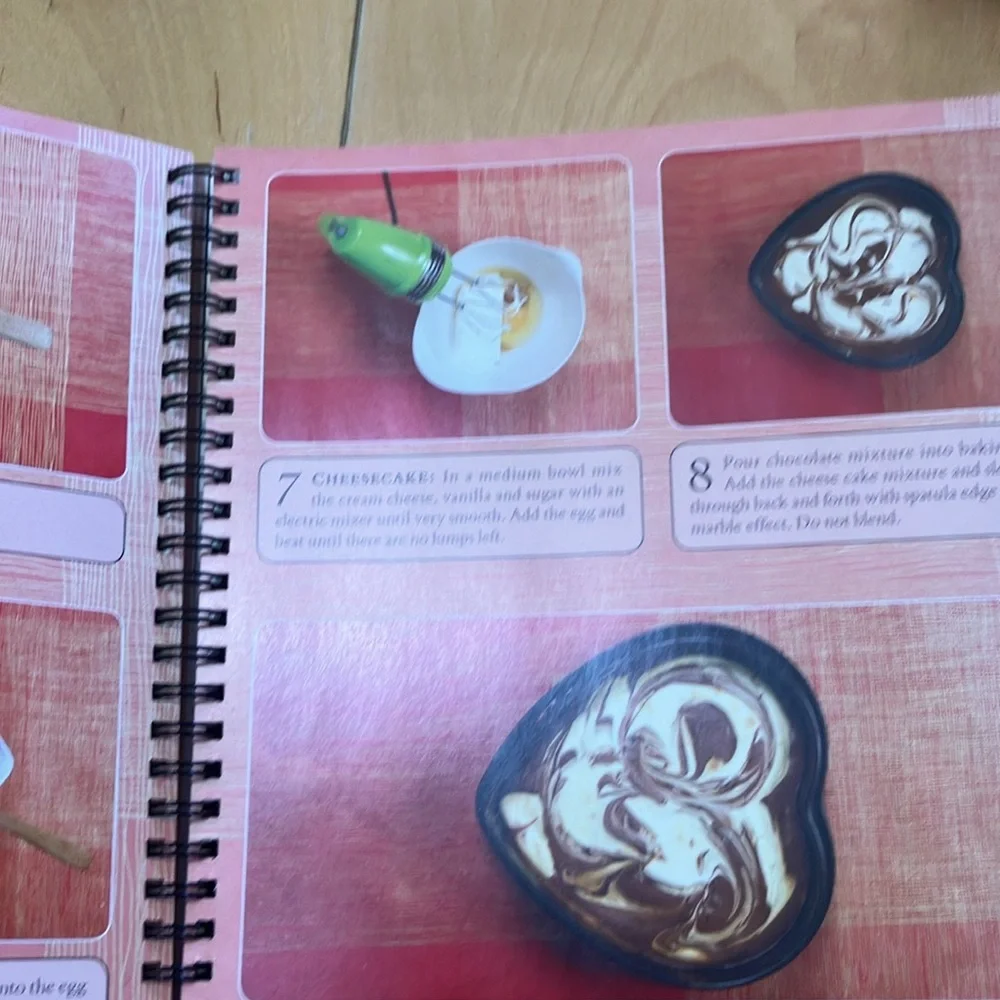 COOKBOOK‎ ANGOT, LESSMAN,  HAPPY HOLIDAYS COOKBOOK NEW